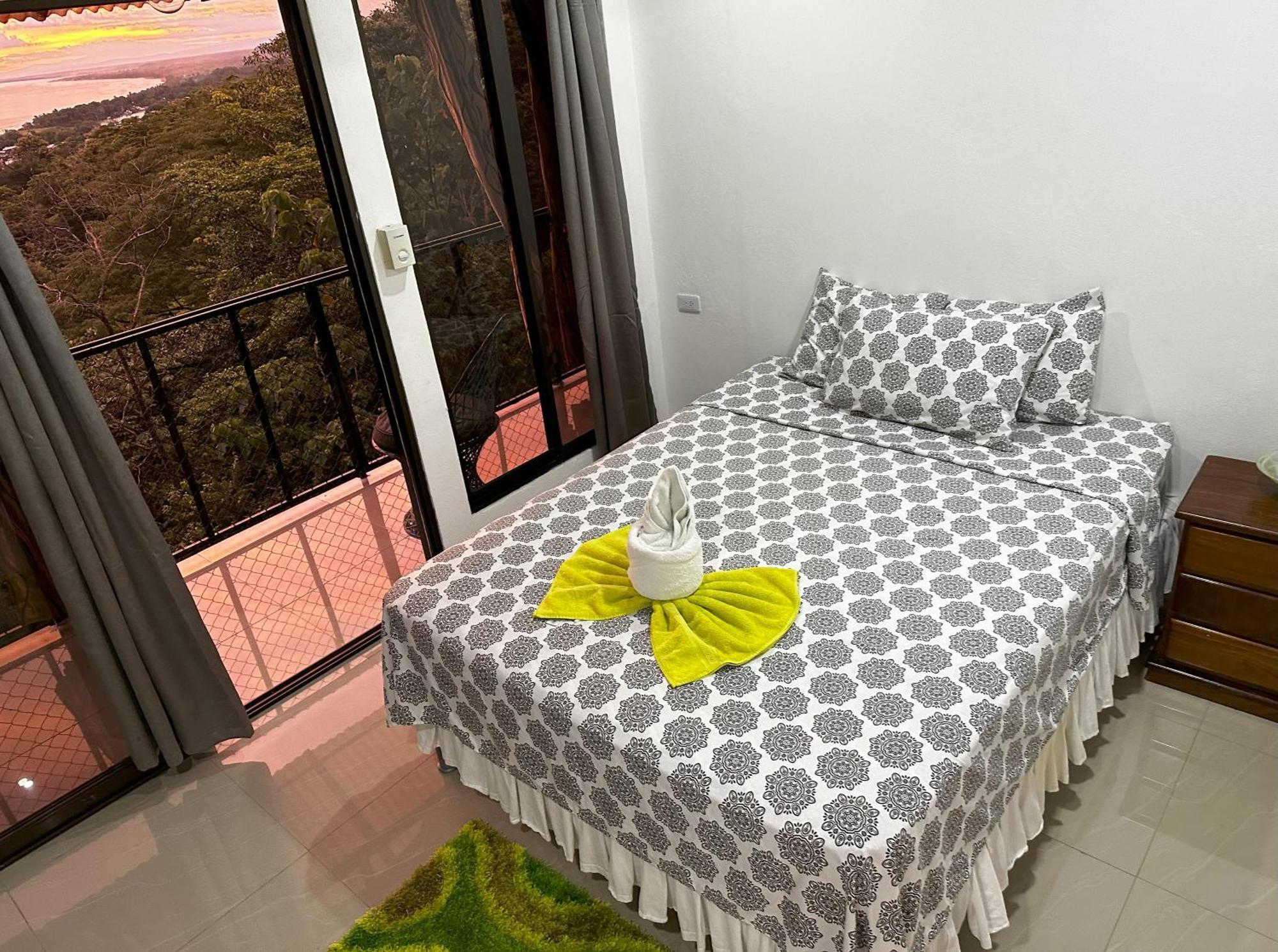 Vista Del Pacifico. Apartment Quepos Ngoại thất bức ảnh
