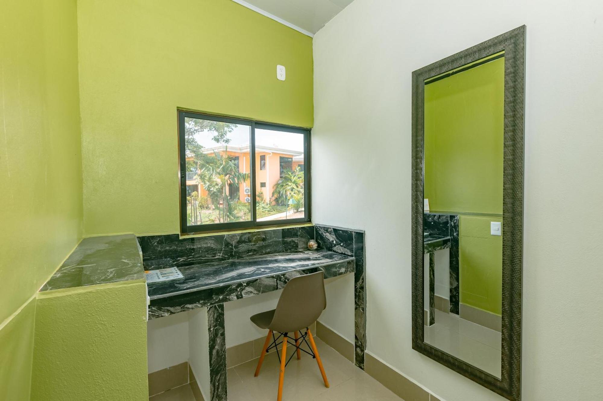Vista Del Pacifico. Apartment Quepos Ngoại thất bức ảnh